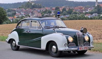 Letzter Barockengel der Bayerischen Landpolizei: BMW 502 V8