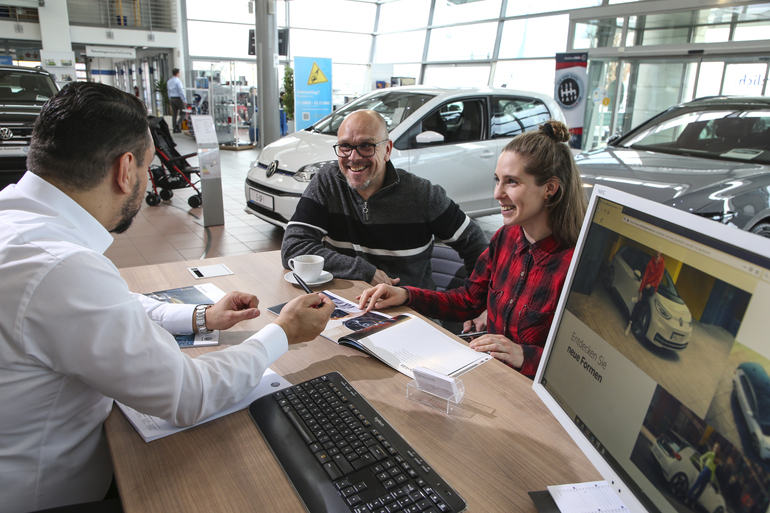 Neuwagen-Rabatte  - Nachlässe sollen Kunden locken  