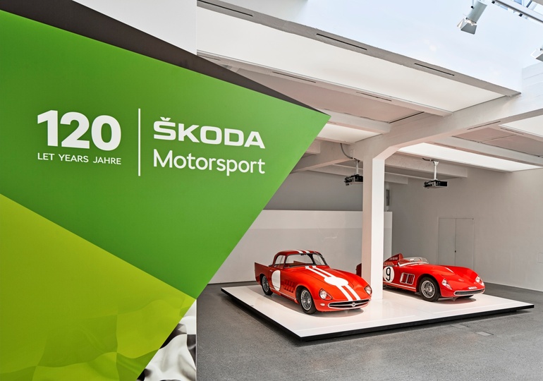 Skoda feiert 120 Jahre Motorsport mit Replik des Skoda 1100 OHC Coupe