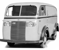 Bilder von unbekanntem Opel-Transporter entdeckt