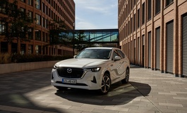 Mazda jubiliert mit deutschen Kunden
