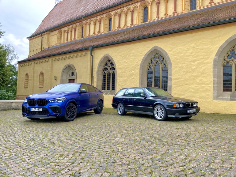 Impression: BMW M5 Touring (E34) trifft auf X6 M Competition - Rasante Transporter im Wandel der Zei