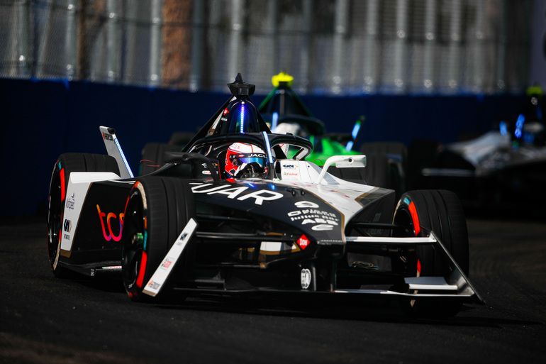Jaguar TCS Racing siegt bei der FIA Formel E