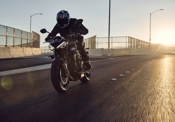 Triumph Street Triple 765 R - Das schöne Biest