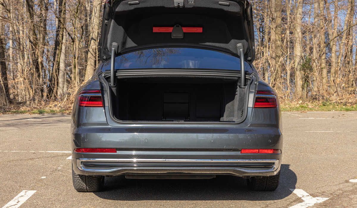 mid Groß-Gerau - 505 Liter Kofferraumvolumen müssen ausreichen, die Rückbank lässt sich nicht umklappen. Mike Neumann / mid