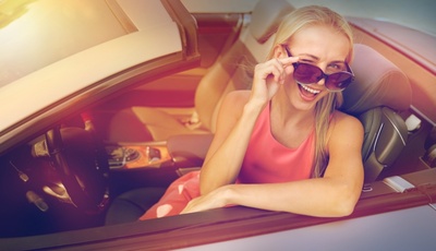 Studie: Schwarze Autos verführen, pinke schrecken ab