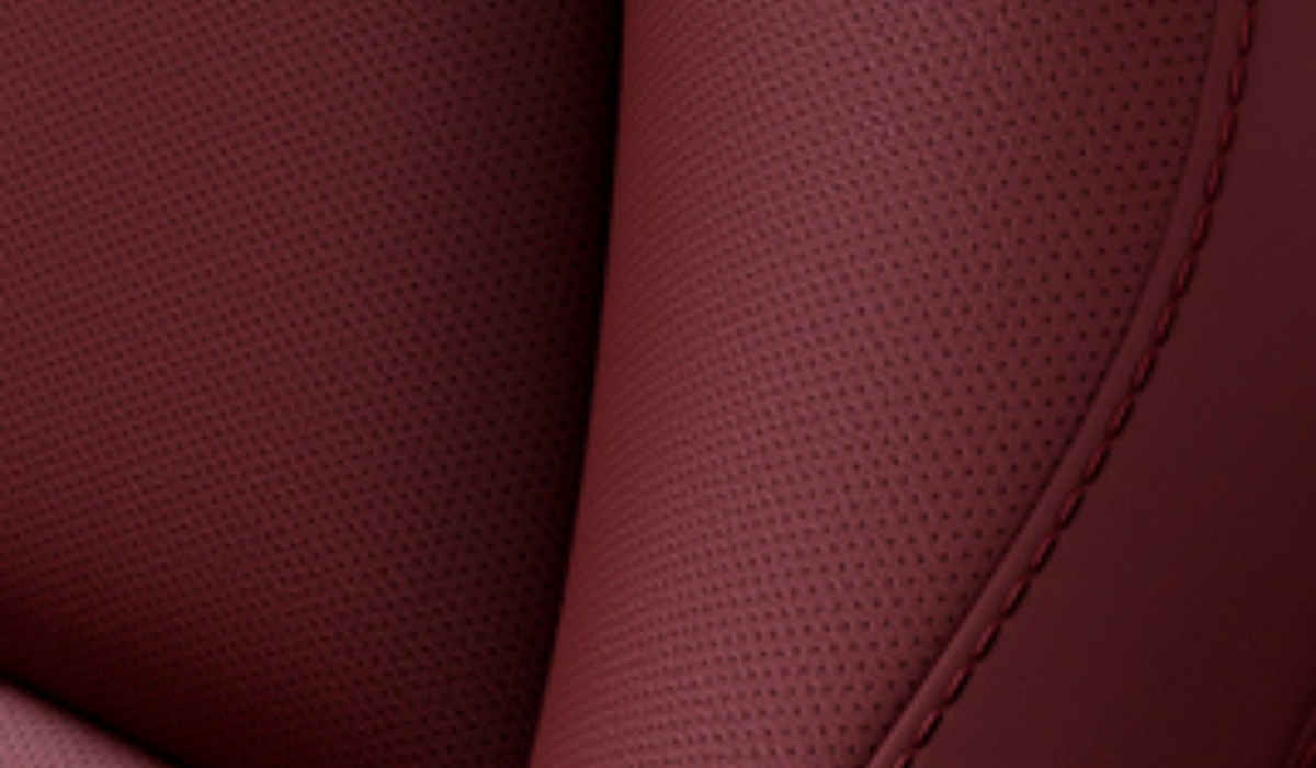 mid Groß-Gerau - Die Leidenschaft von Mazda auf der Suche nach Schönheit im Design hilft auch, Japans handwerkliches Erbe aufzuwerten. Mazda