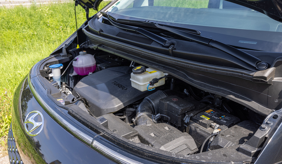 mid Groß-Gerau - Unter der Haube werkelt ein 2,2 Liter Turbodiesel mit 130 kW/177 PS Leistung. Mike Neumann / mid