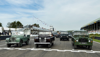 Land Rover ehrt Queen Elizabeth II.