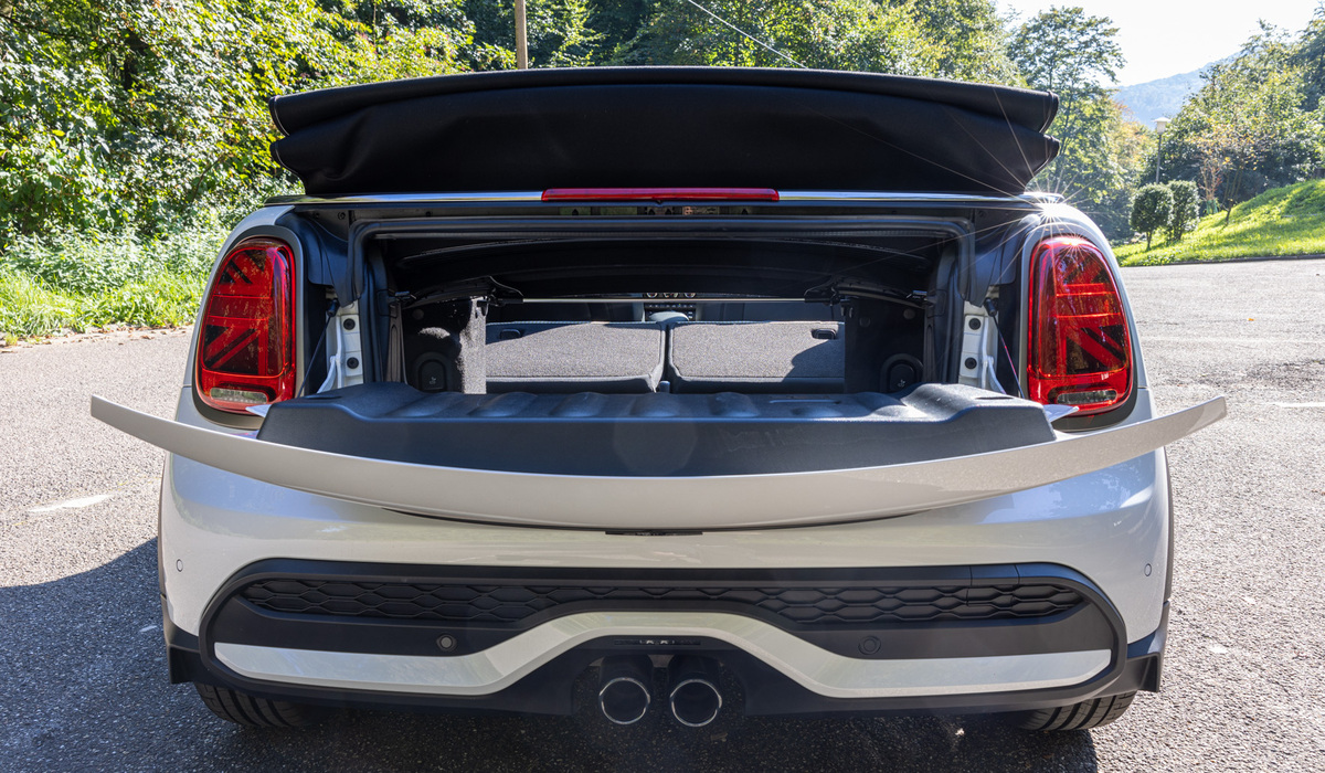 mid Groß-Gerau - Hier kann jetzt auch der größere Einkauf verladen werden. Mike Neumann / mid