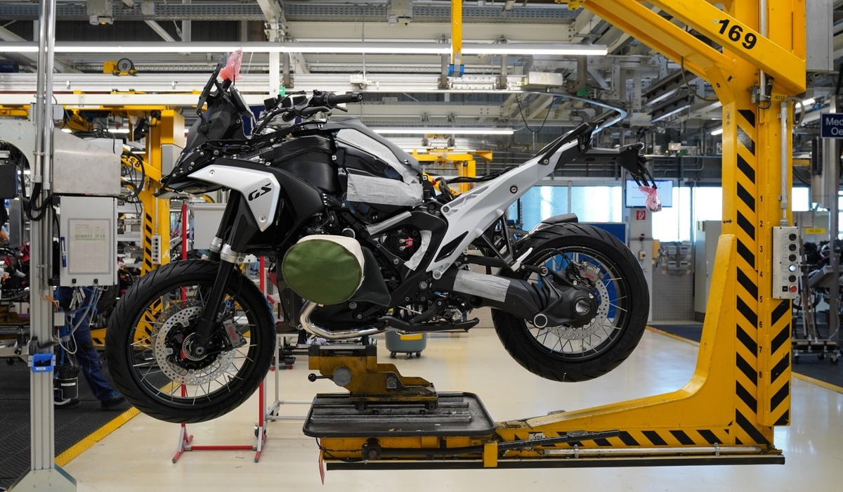 mid Berlin - Die BMW R 1300 GS wird ab dem 4. November 2023 ausgeliefert. BMW