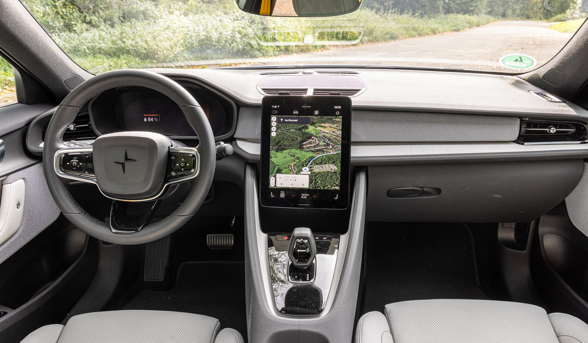 mid Groß-Gerau - Android Automotive von Google wird als Betriebssystem eingesetzt und bedient sich sehr intuitiv. Mike Neumann / mid