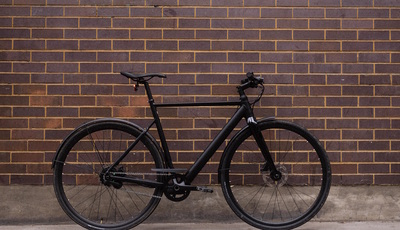 Decathlon Btwin Speed 900E Connect  - Schickes Schummelrad zum Sparpreis