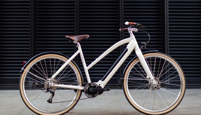 Temple Cycles Electric - Liebreiz dank Leder