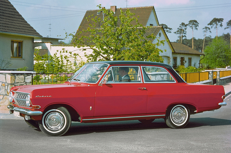 Tradition: 60 Jahre Opel Rekord A/B - Wohlstand für alle