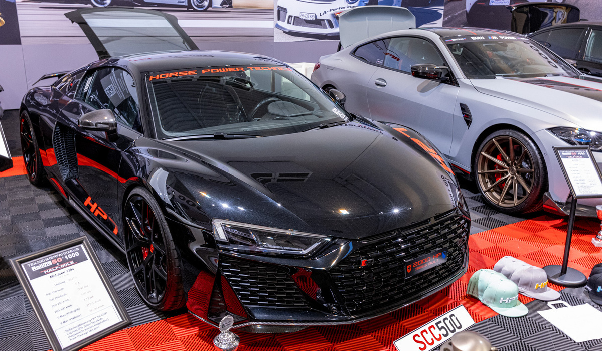 mid Essen - 2.000 PS Leistung in einem auf BiTurbo umgebauten Audi R8? Kann man mal machen. Mike Neumann / mid