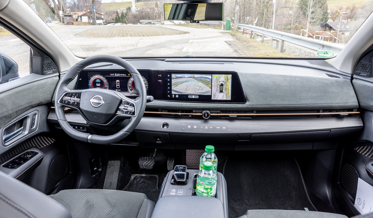 mid München - Ein schön aufgeräumtes Cockpit, wenig Spielereien und einfach bedienbar. Mike Neumann / mid