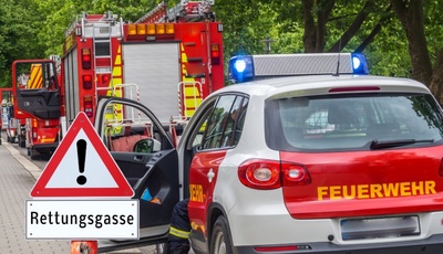Keine Rettungsgassenpflicht innerorts