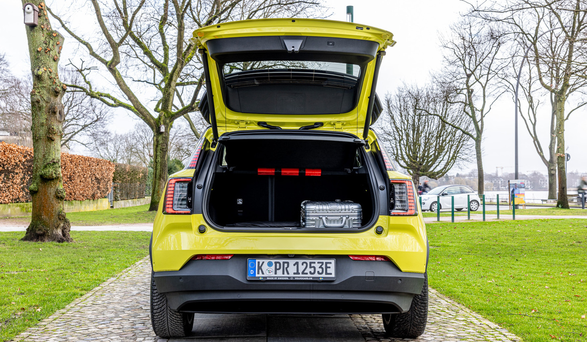 mid Hamburg - Der Kofferraum ist mit 318 Litern Volumen nicht riesig, reicht im Alltag aber locker aus. Mike Neumann / mid