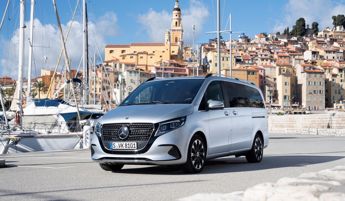 mid Groß-Gerau - Für die V-Klasse kündigt Mercedes-Benz einen Benzinmotor an, der als Mild-Hybrid 231 PS leisten soll. Mercedes-Benz