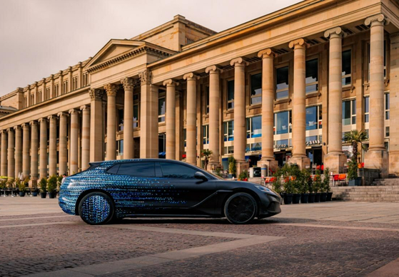 Chinesischer Denza in der Benz-Klasse