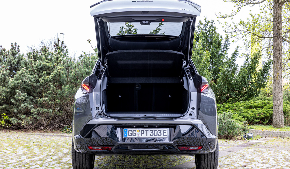 mid Rüsselsheim - Der Kofferraum des E-3008 fasst 530 Liter. Mike Neumann / mid