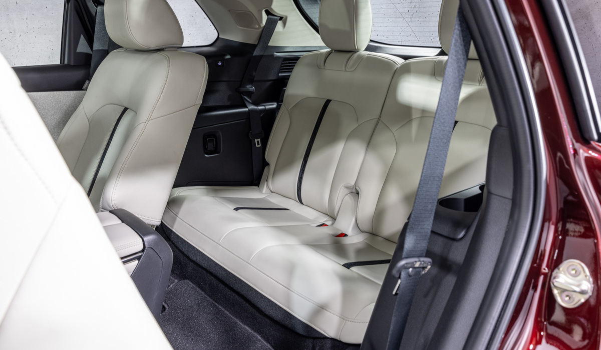mid Oberursel - Die dritte Sitzreihe ist laut Mazda für Personen bis 1.70 Meter vorgesehen. Mike Neumann / mid