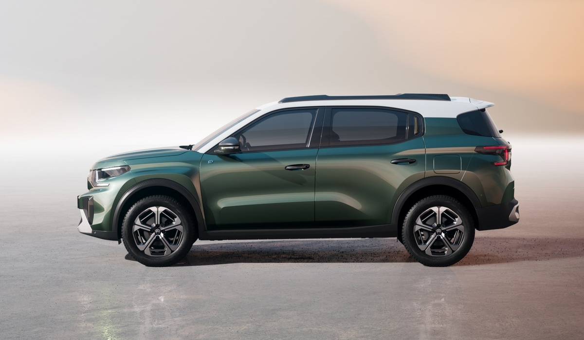 mid Groß-Gerau - Auf einer Länge von 4,93 Metern soll er bis zu sieben Passagieren Platz bieten. Citroen / Stellantis