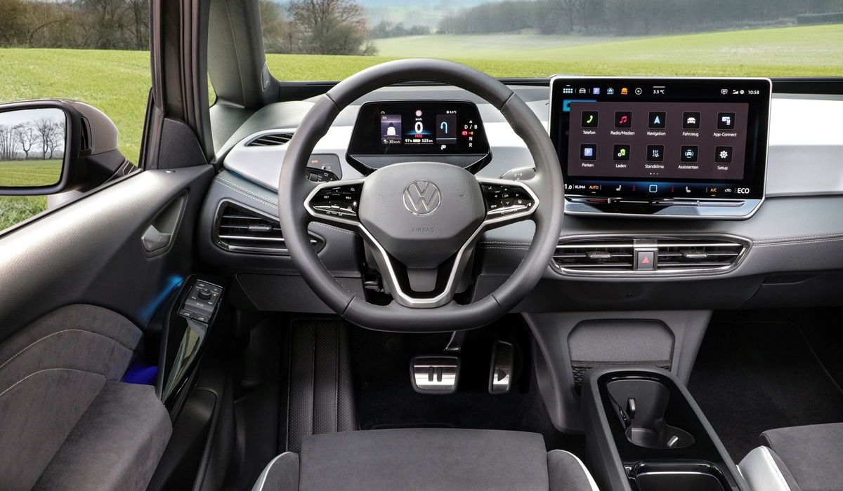 mid Groß-Gerau - Das Multifunktionslenkrad soll jetzt eine vereinfachte und intuitivere Bedienung ermöglichen. VW