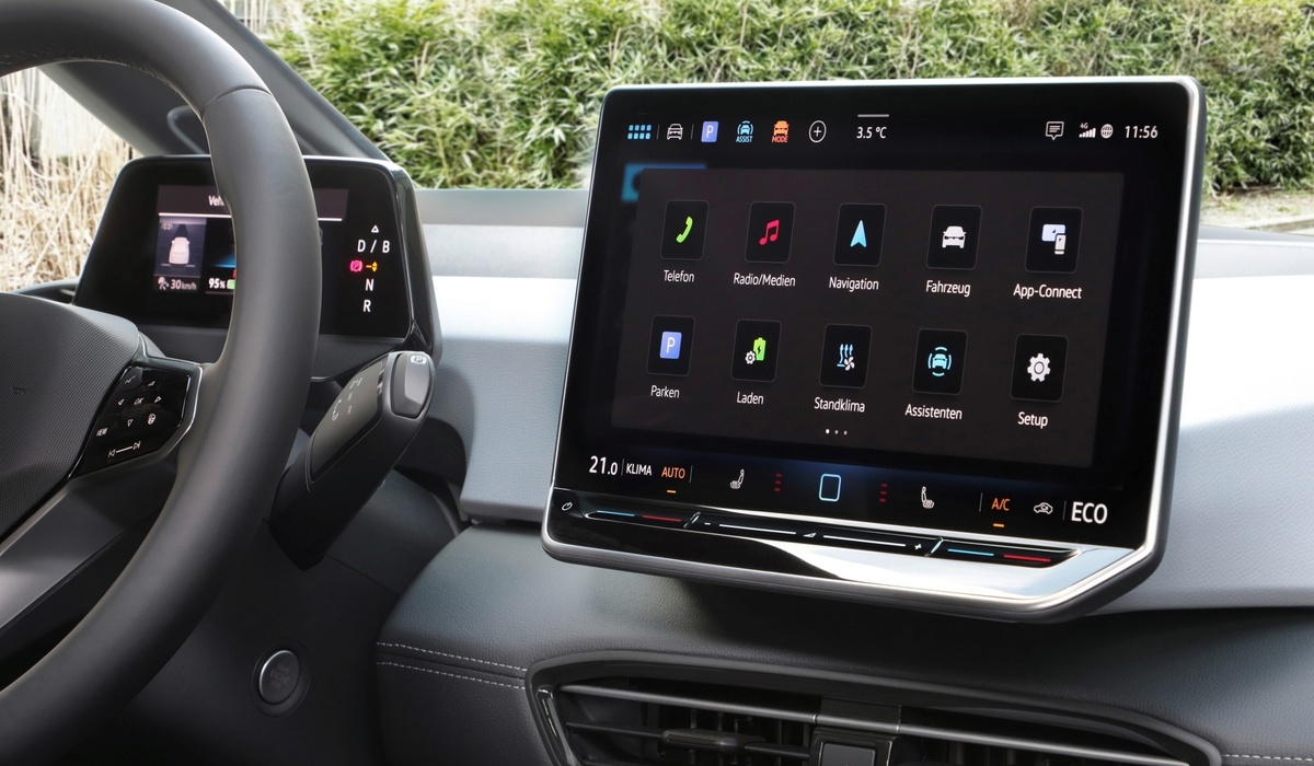 mid Groß-Gerau - Die neu konzipierte Cockpit-Landschaft wird durch einen größeren Touchscreen (Diagonale: 32,8 cm/12,9 Zoll) dominiert. VW