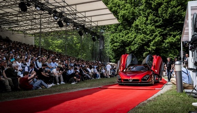 Alfa Romeo 33 Stradale gewinnt Preis beim Concorso d'Eleganza