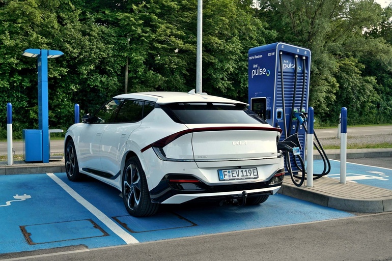 Kia Service: Noch günstiger schnell laden