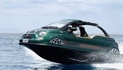 Abarth sticht in See