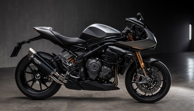 Sonderserie Triumph Speed Triple 1200 RR
