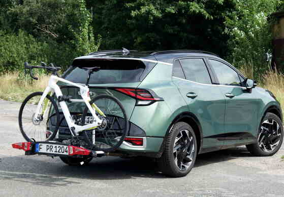 Ratgeber: Pedelec-Transport im Auto - Wenn E-Bikes huckepack reisen