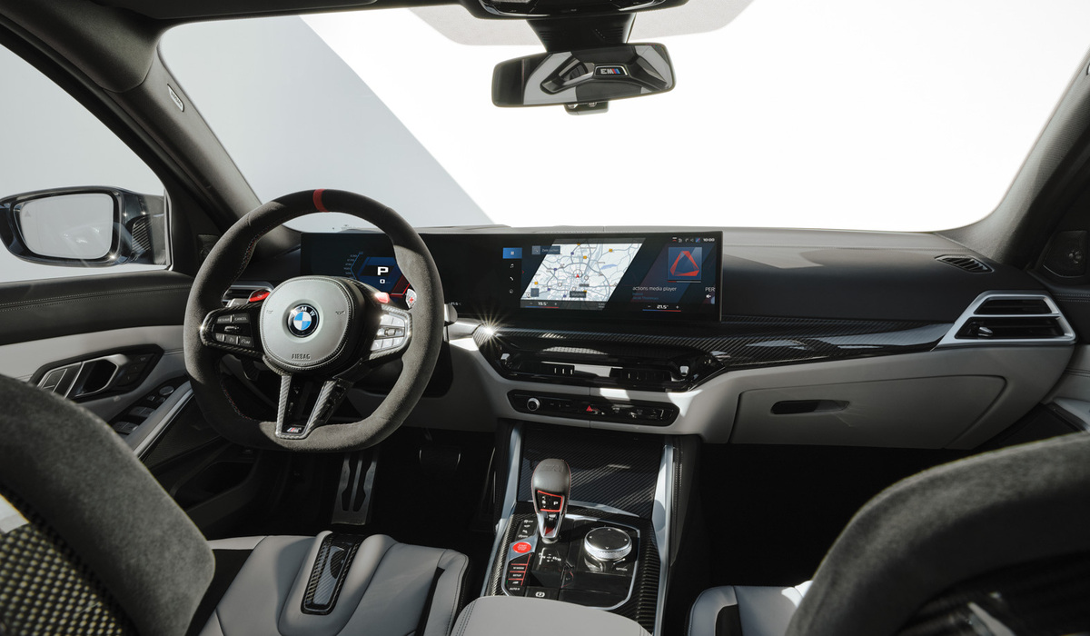 mid Groß-Gerau - Zum dynamischen Fahrerlebnis soll ein neu gestaltetes M Lederlenkrad beitragen. BMW