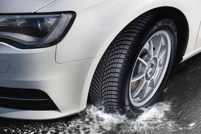 Erstmals Ganzjahresreifen mit Note 