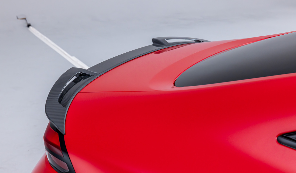 mid London - Der Heckspoiler ist ebenfalls in Carbonoptik gehalten. Mike Neumann / mid