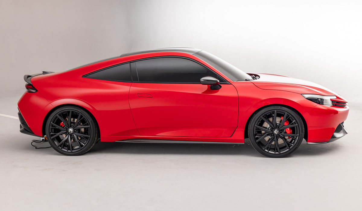 mid London - Erinnert vom Seitenprofil ein wenig an den Nissan 400Z gepaart mit der kurzen Front eines Honda Civic. Mike Neumann / mid