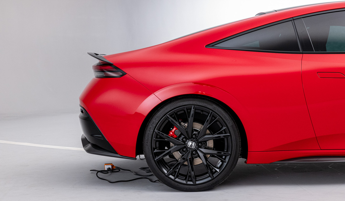 mid London - Auch hinten gibt es 20 Zoll Leichtmetallfelgen. Mike Neumann / mid