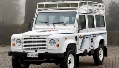 Berühmter 89er Defender vom Lancia-Team wird versteigert