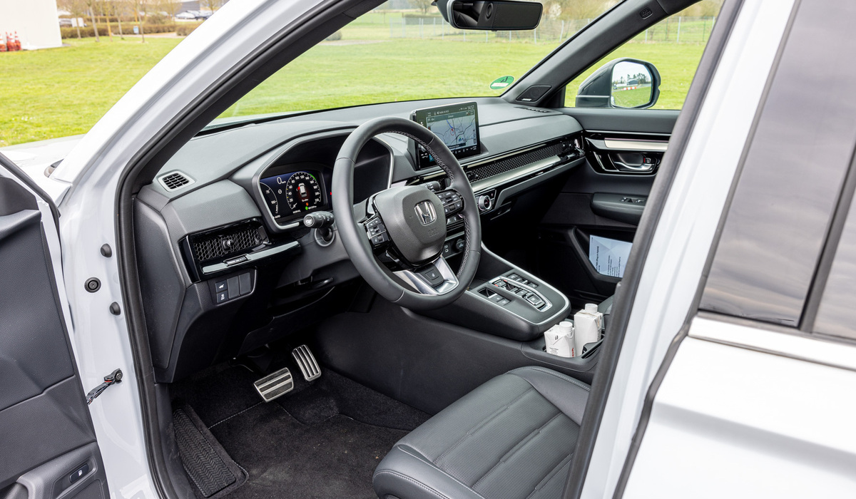 mid Groß-Gerau - Hier fühlt man sich wohl, kein unnötiger Schnickschnack und bequeme Sitze zeichnen den CR-V aus. Mike Neumann / mid