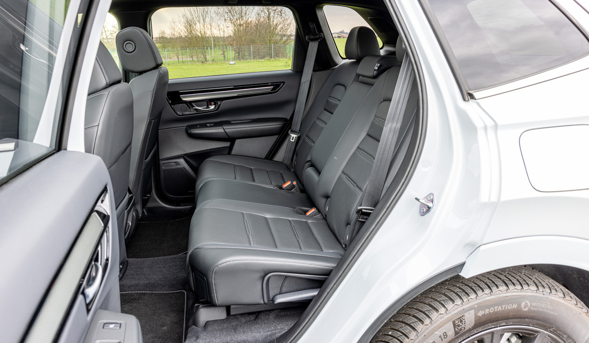 mid Groß-Gerau - Viel Platz für Passagiere im Fond, für Kindersitze stehen zwei Isofix-Halterungen bereit. Mike Neumann / mid