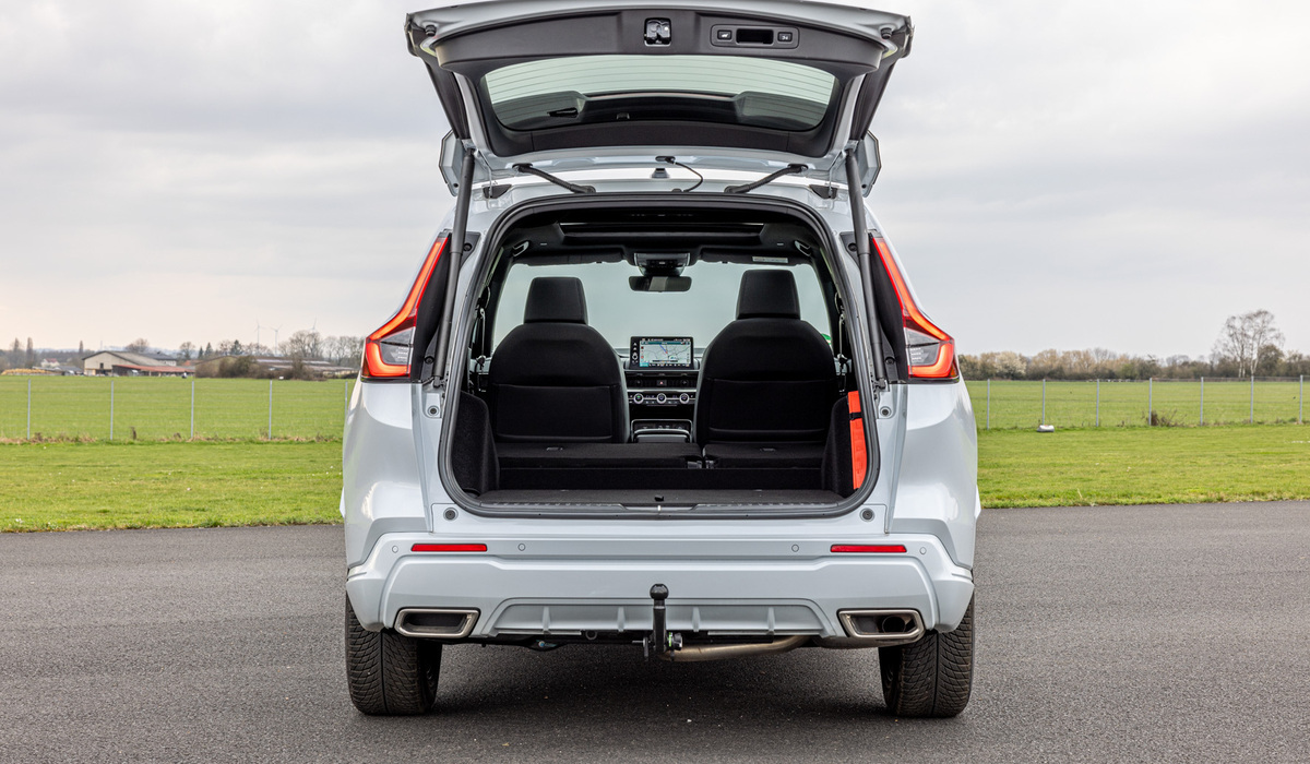 mid Groß-Gerau - Maximal lassen sich 1.710 Liter verstauen, wenn auch mit kleiner Kante zwischen Kofferraum und umgeklappter Rückbank. Mike Neumann / mid