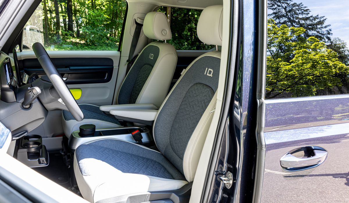 mid Groß-Gerau - Das Interieur wirkt durch die blau/weiße Farbgebung sehr stimmig. Mike Neumann / mid