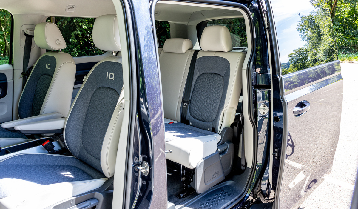 mid Groß-Gerau - Optional kommt der ID.Buzz als 6- oder 7-Sitzer (dann in der langen Radstand Variante) daher. Mike Neumann / mid