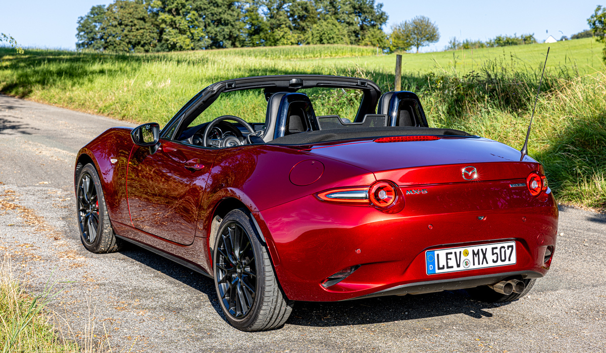 mid Groß-Gerau - Bis Ende des Jahres lässt sich der 2,0 Liter Motor im MX5 in Deutschland bestellen, danach gibt es nur noch die kleinere 1,5 Liter Variante. Mike Neumann / mid