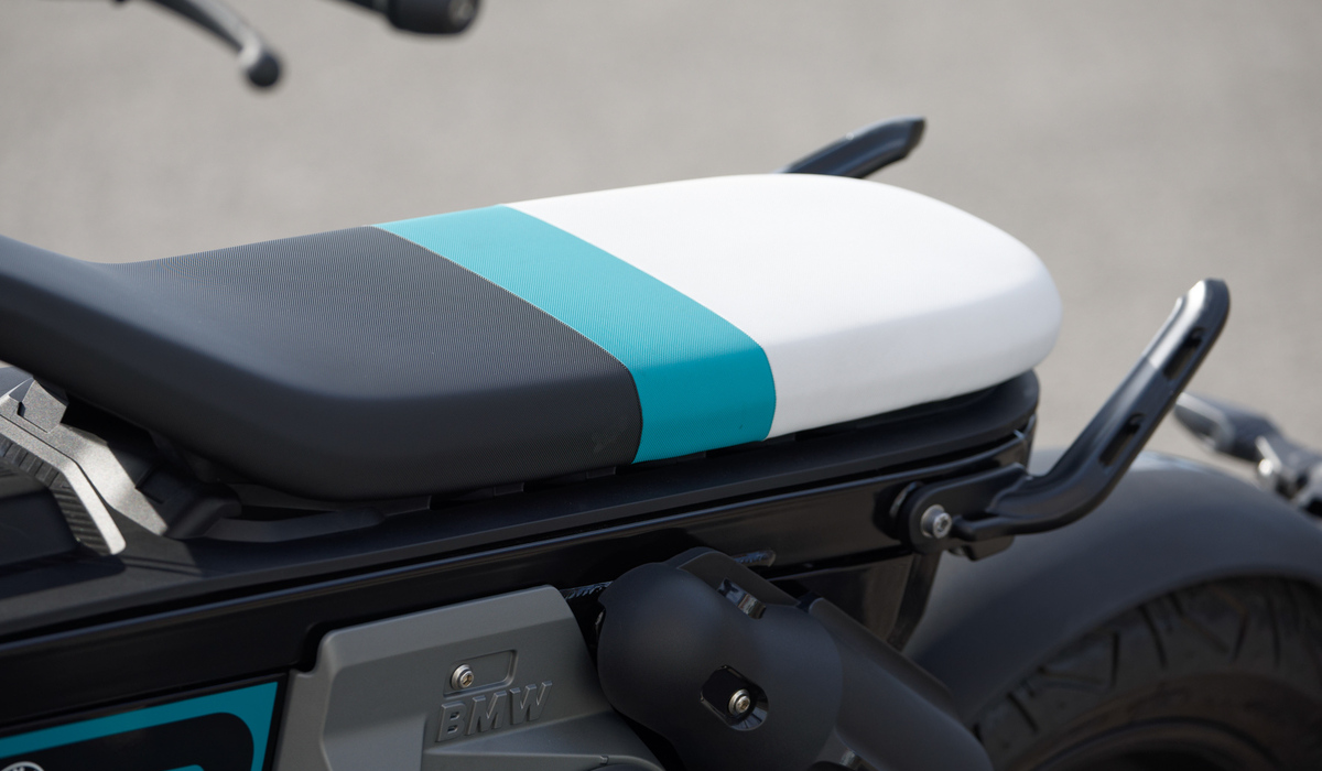 mid Berlin - Harter Kern - weiche Bank. BMW