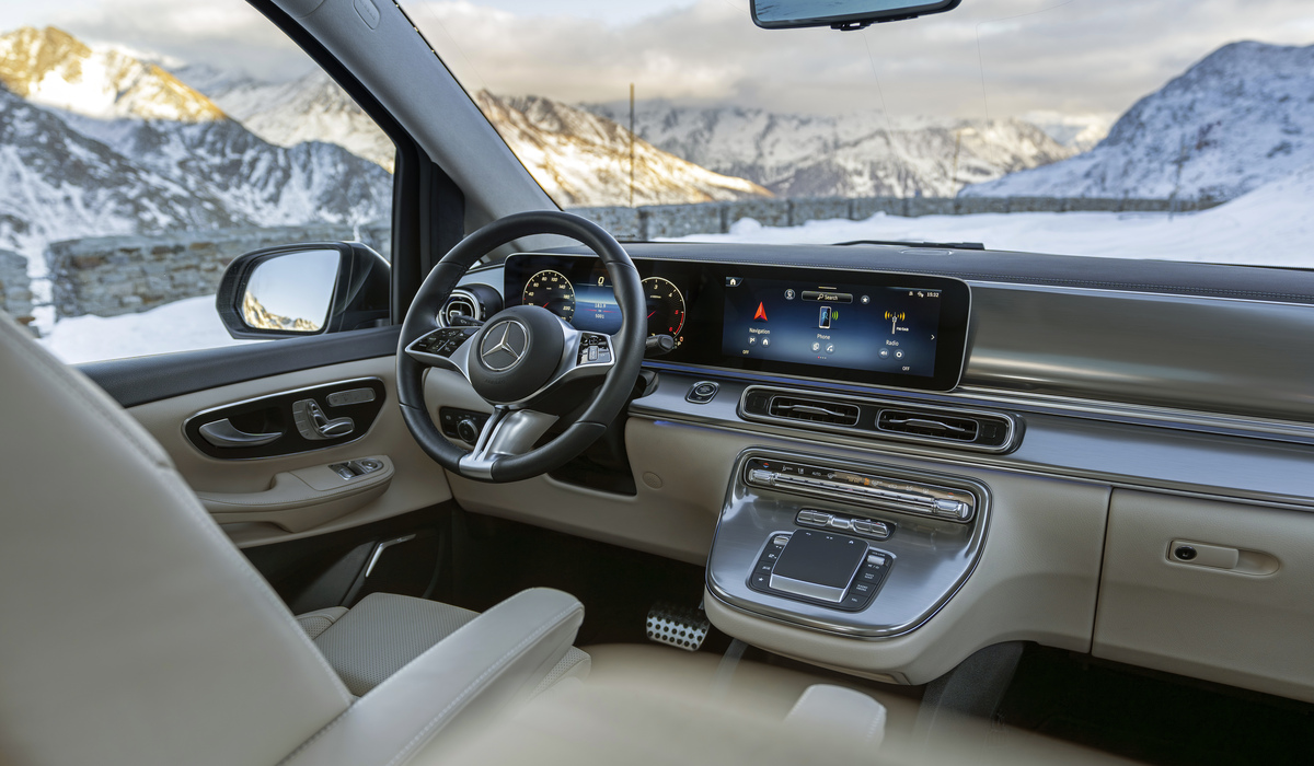 Der edle Innenraum sollte trocken bleiben Foto: Mercedes-Benz