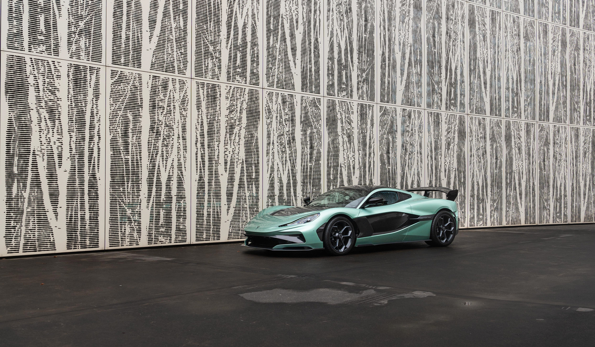 Der bisher als Hyper-GT bezeichnete kroatische Über-Sportwagen soll mit dem R zum Racer werden Foto: Rimac